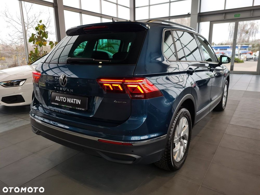 Volkswagen Tiguan 2.0 TSI 4Mot Life DSG - 4
