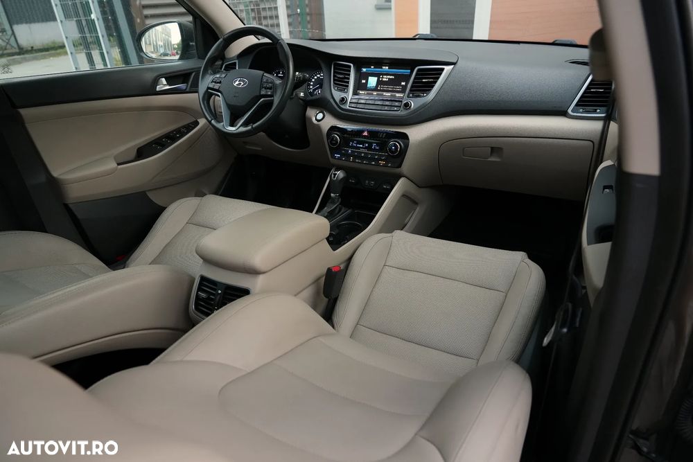 Hyundai Tucson 2.0 CRDI 4WD Automatik Premium - 10