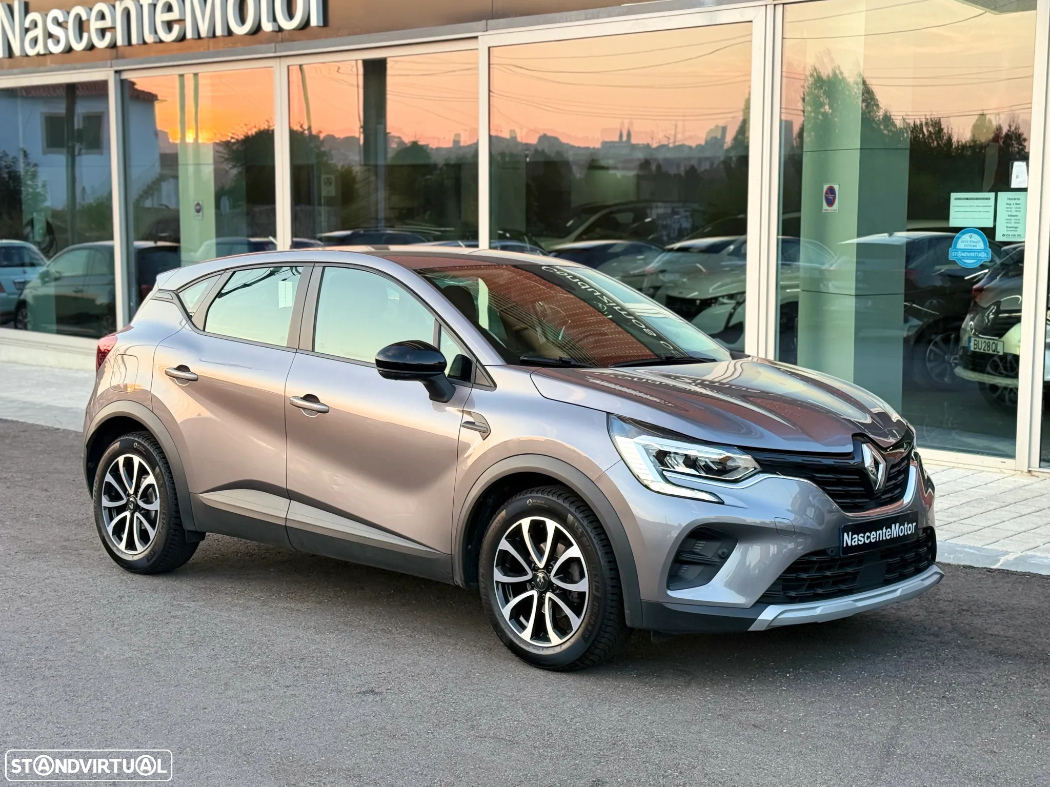 Renault Captur TCe 90 INTENS - 3