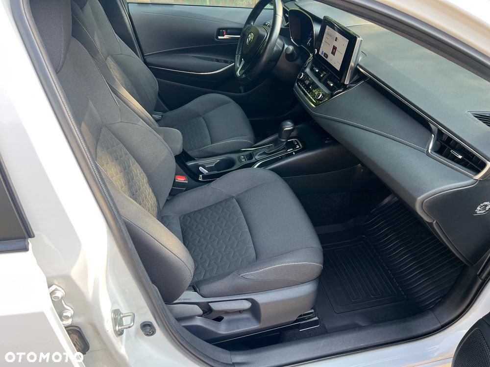 Toyota Corolla 1.8 Hybrid GPF Comfort - 26