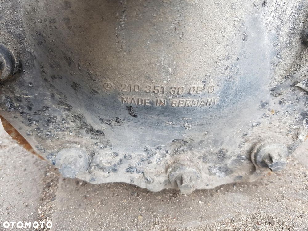 MERCEDES C KLASA W203 00-04r 2.7 CDI DYFER MOST TYŁ - 4