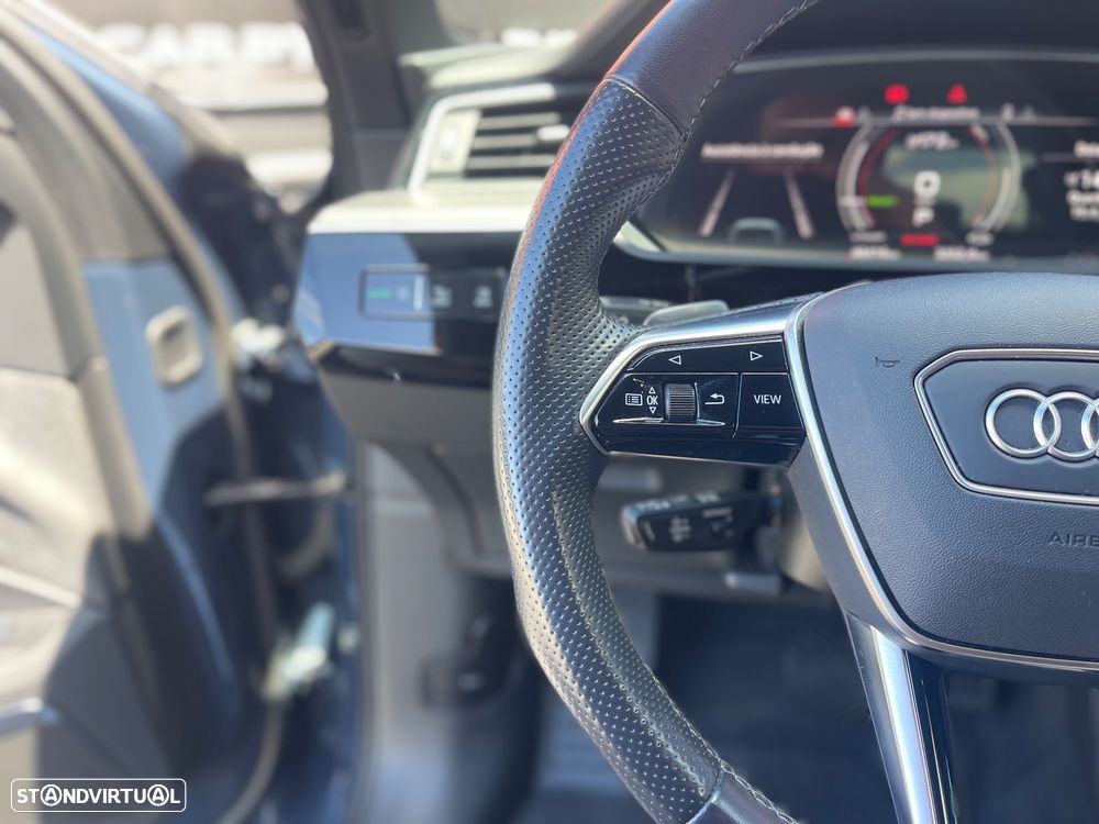 Audi e-tron S quattro - 28