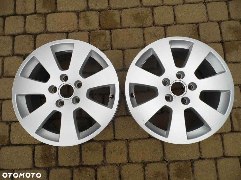 Felga 16'' 5x112 Audi 8P0601025A 6,5x16 ET50 IDEALNA - 1