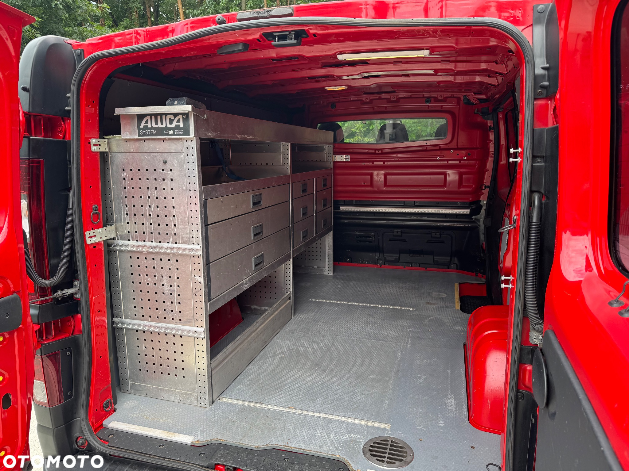Opel Vivaro - 28