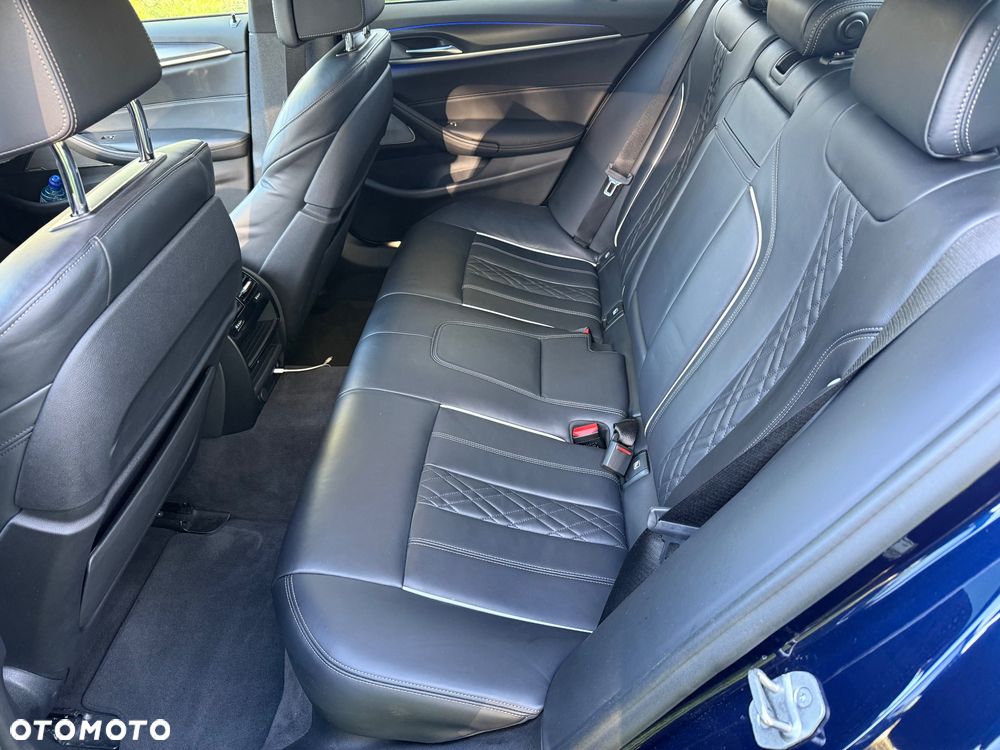BMW Seria 5 520d MHEV M Sport sport - 31