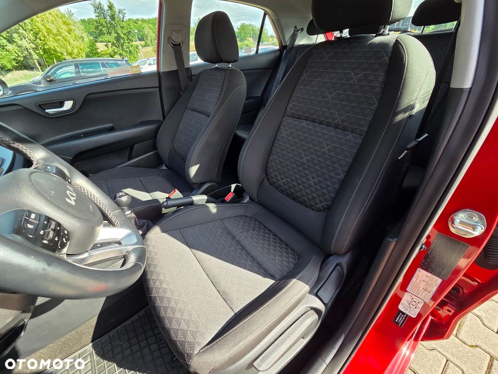 Kia Rio 1.2 M - 18