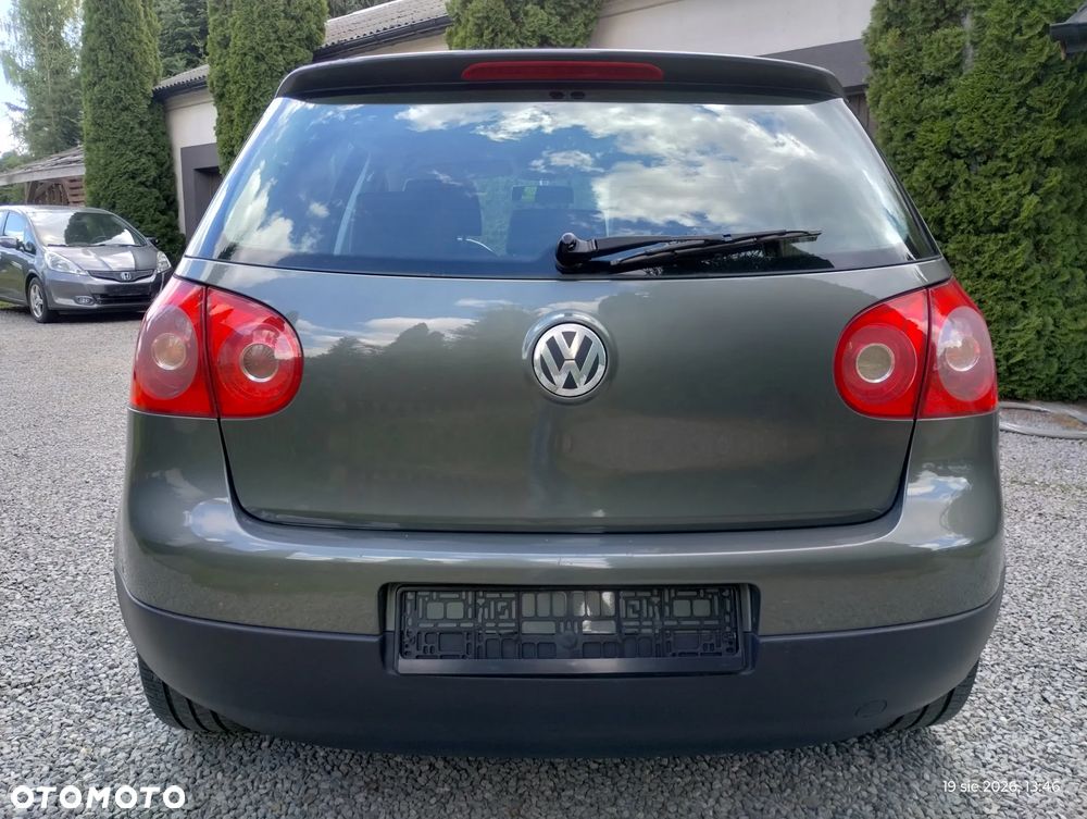 Volkswagen Golf 1.6 Trendline - 17