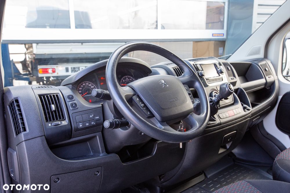 Peugeot Boxer L2H2 *ŚREDNI* 2.2 BlueHDI - 7