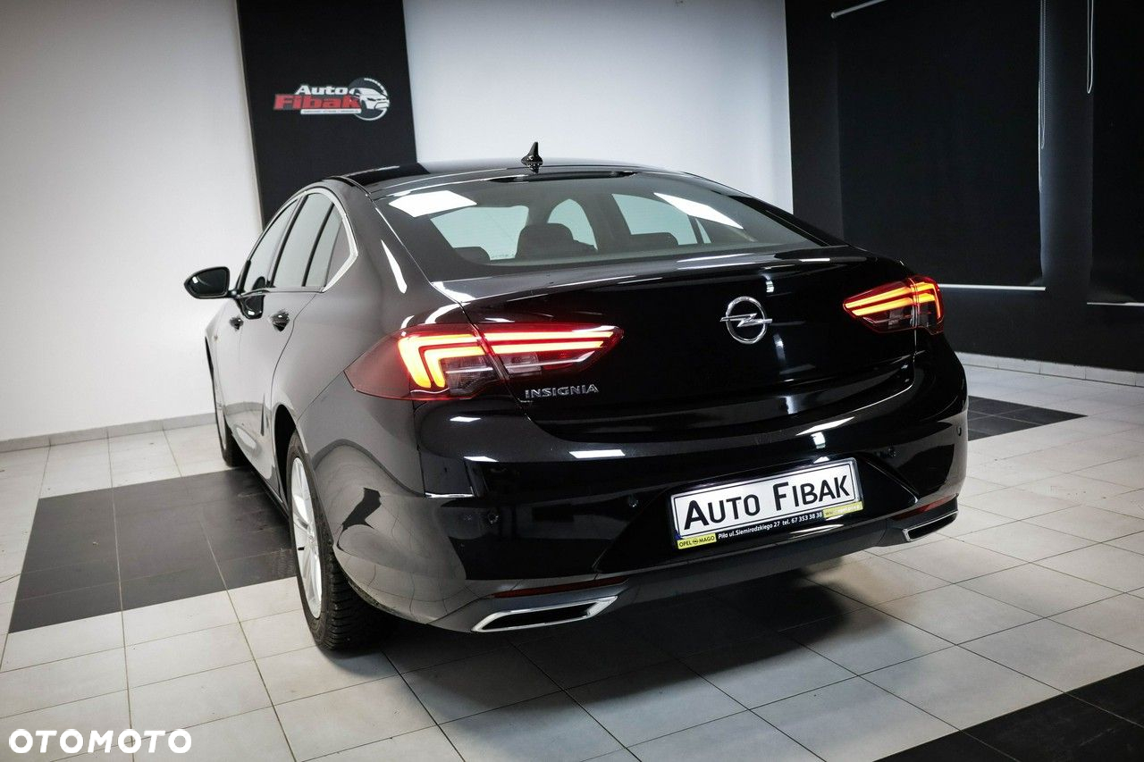 Opel Insignia - 8
