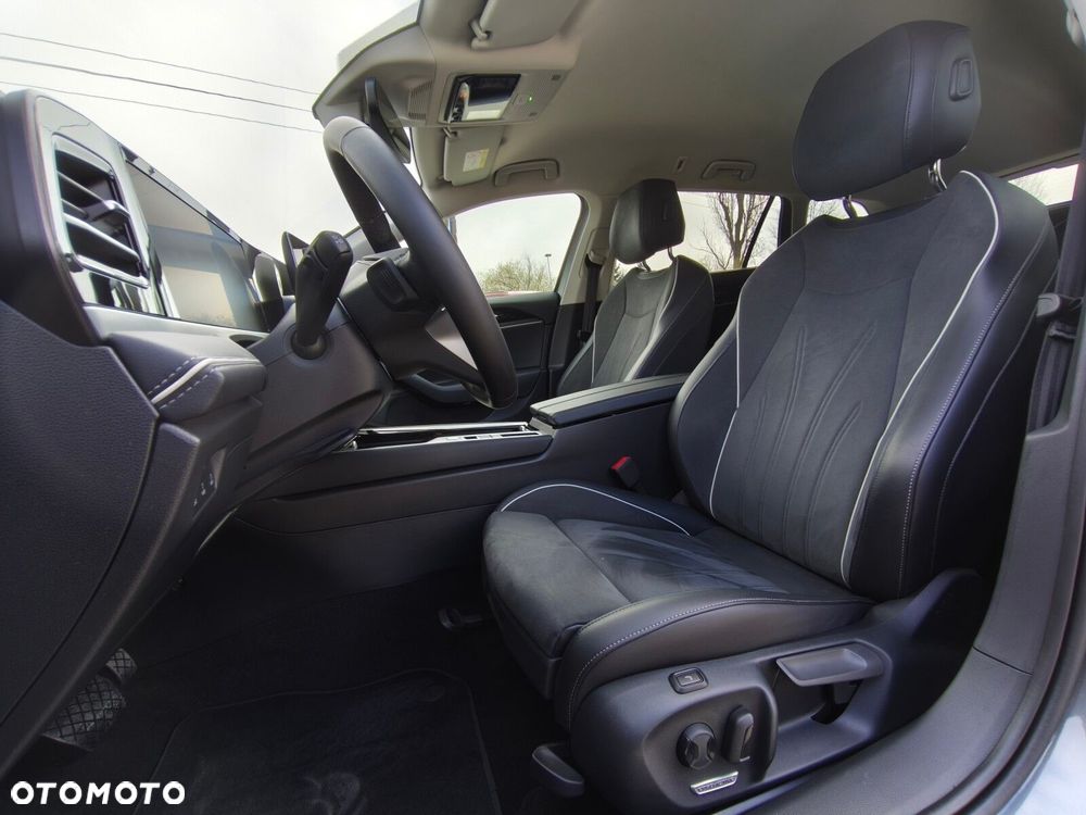 Volkswagen Passat - 9