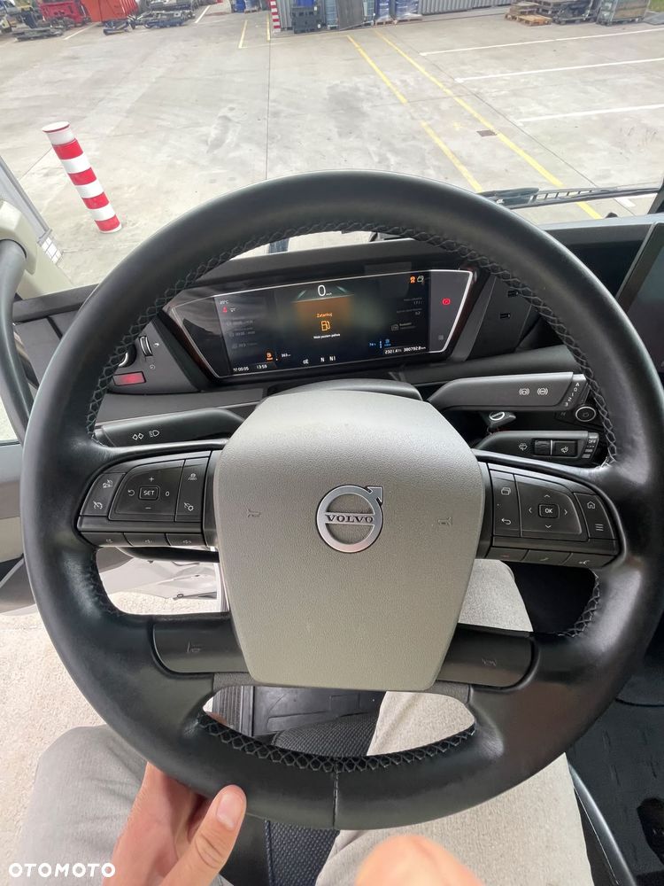 Volvo FH 460 XL 6x2 I-SAVE - 18