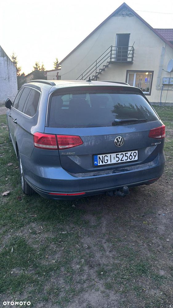 Volkswagen Passat - 2