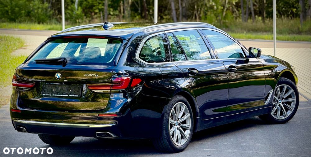 BMW Seria 5 540d xDrive mHEV Luxury Line - 13