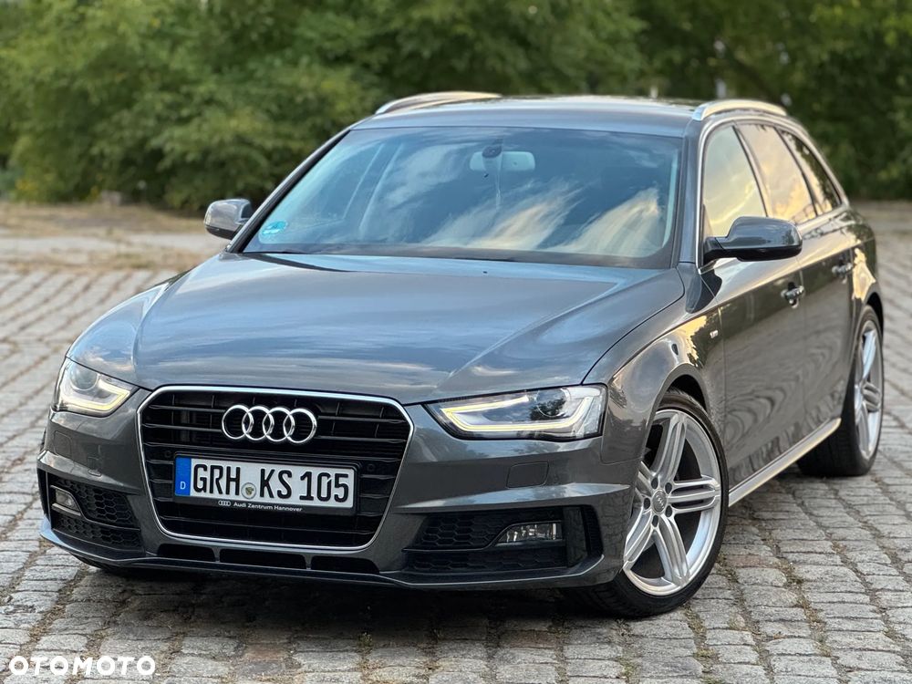 Audi A4 Avant 2.0 TDI DPF clean diesel multitronic S line Sportpaket - 11