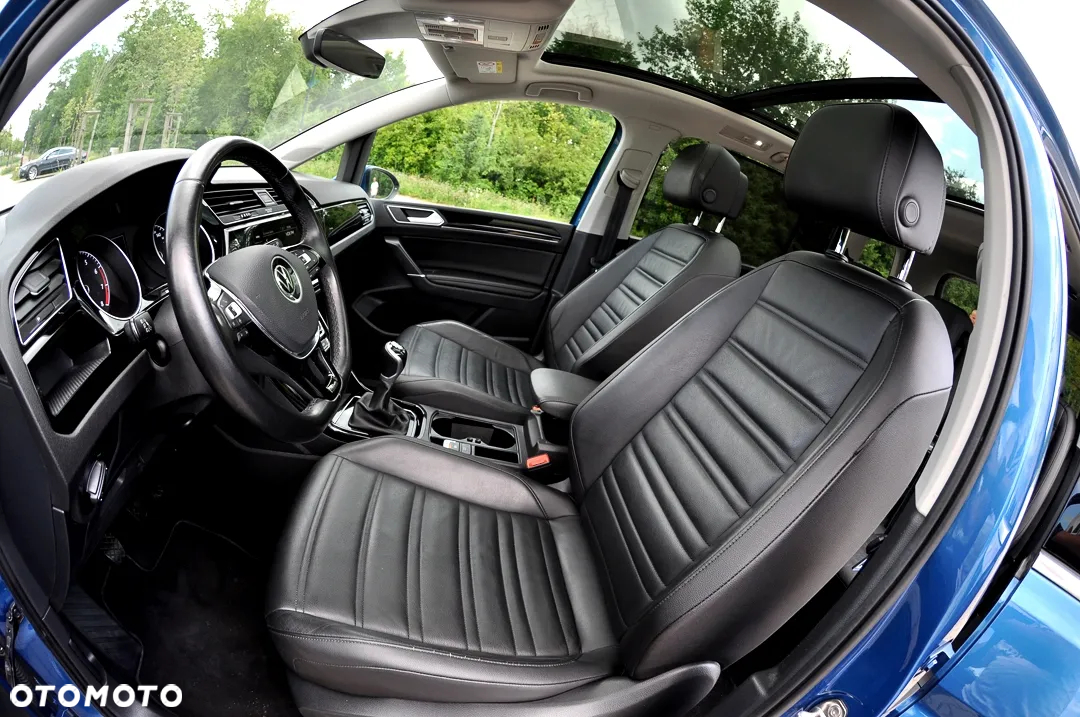 Volkswagen Touran 1.5 TSI ACT OPF Highline - 20