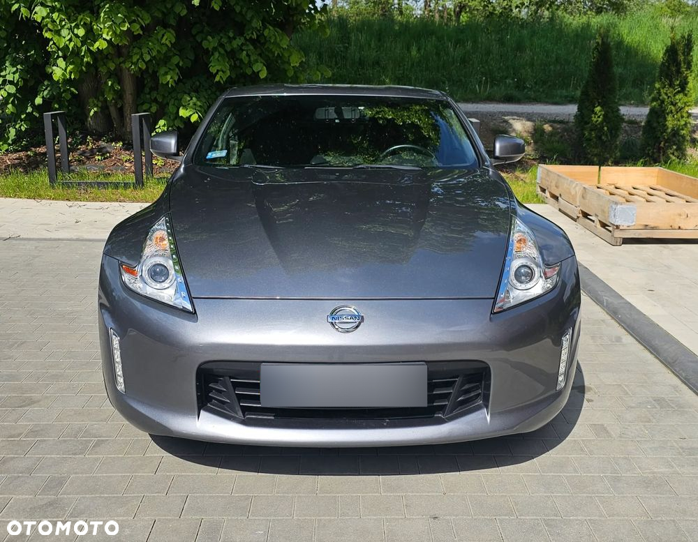 Nissan 370 Z - 5