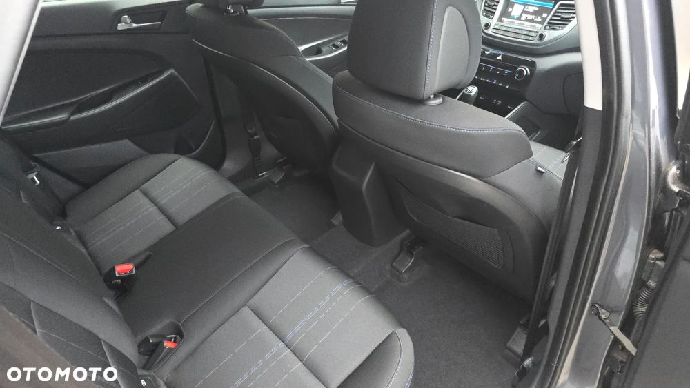 Hyundai Tucson 1.6 GDI BlueDrive Style 2WD - 11