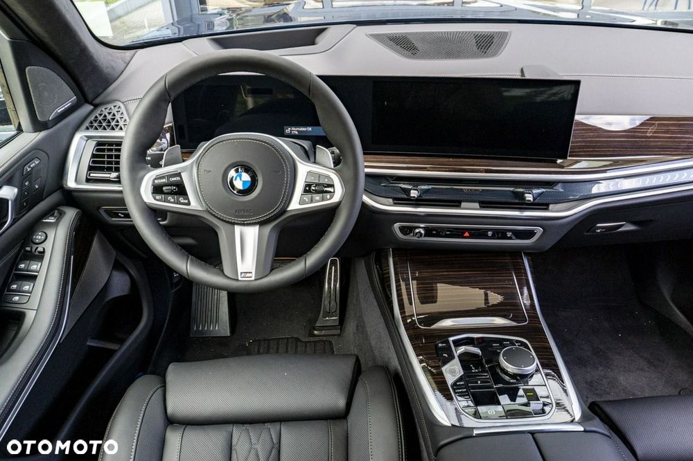 BMW X7 - 17