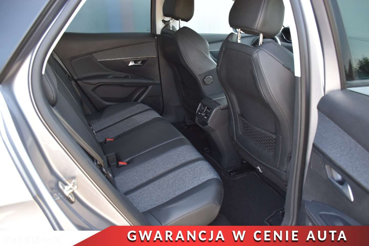 Peugeot 3008 1.5 BlueHDi Allure S&S - 12
