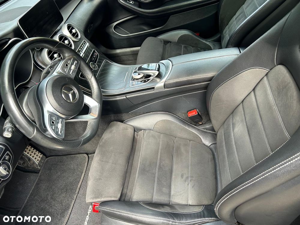 Mercedes-Benz Klasa C 300 9G-TRONIC - 15