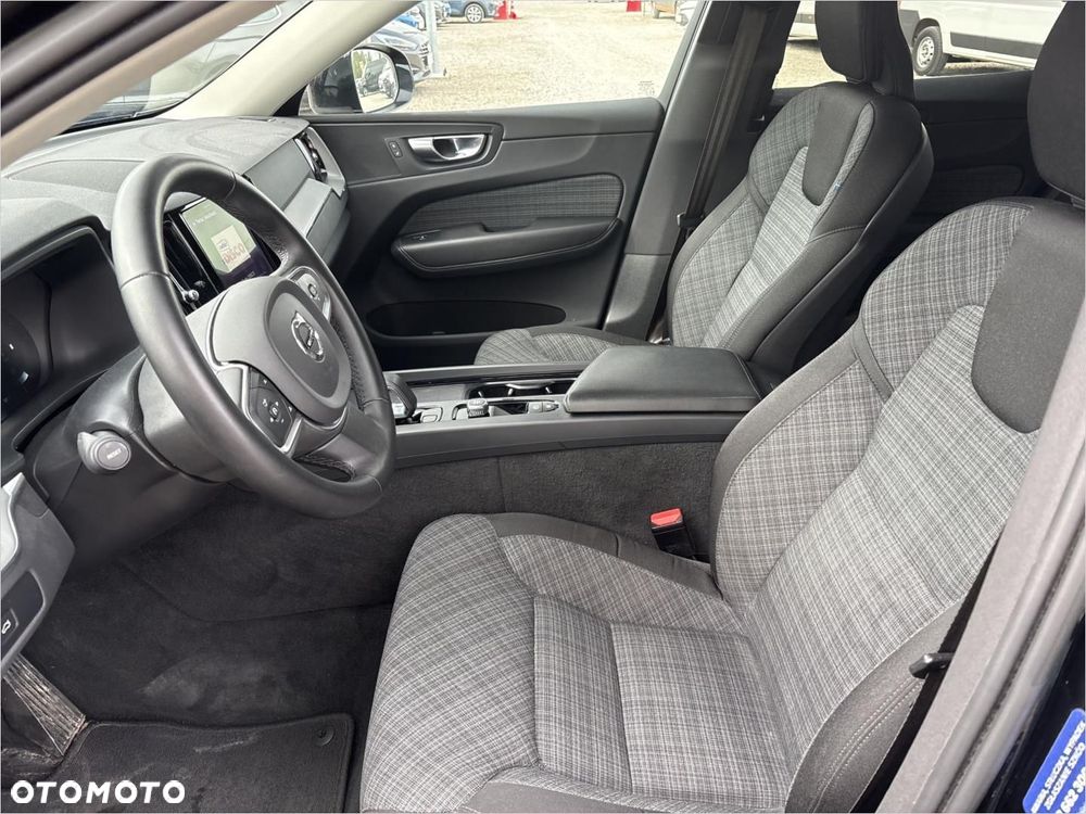 Volvo XC 60 B4 D AWD Core - 10