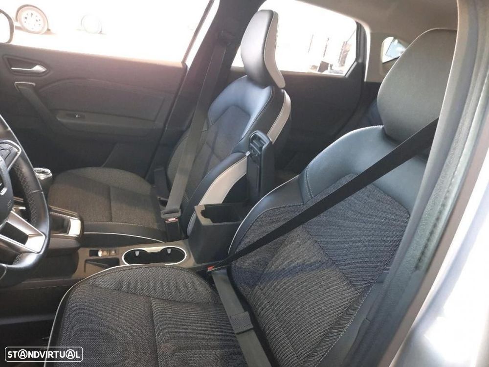 Renault Captur 1.0 TCe Techno Bi-Fuel - 6