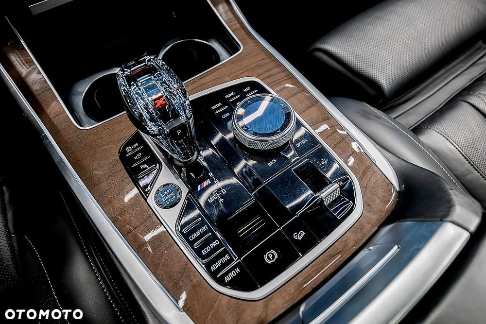 BMW X7 M50d sport - 8