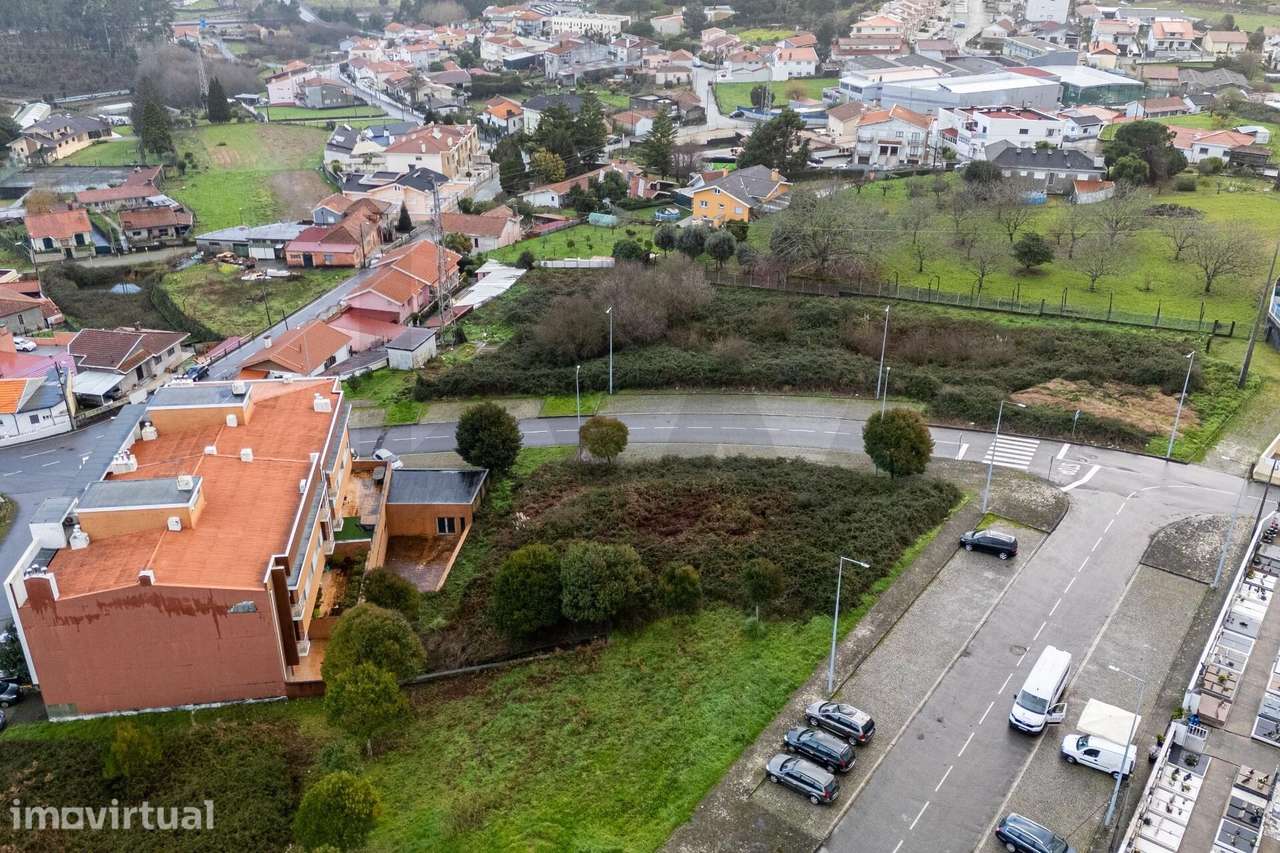 Lote de Terreno urbano, para construção em altura de 12 frações, em Sa - Grande imagem: 3/9