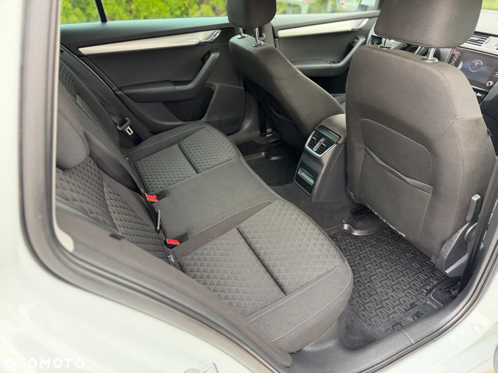 Skoda Octavia 1.8 TSI DSG Drive - 10