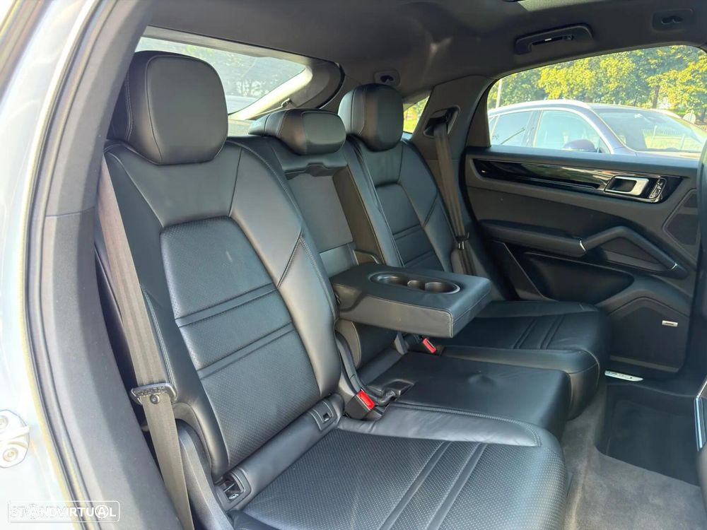 Porsche Cayenne Coupé E-Hybrid Tiptronic S - 30
