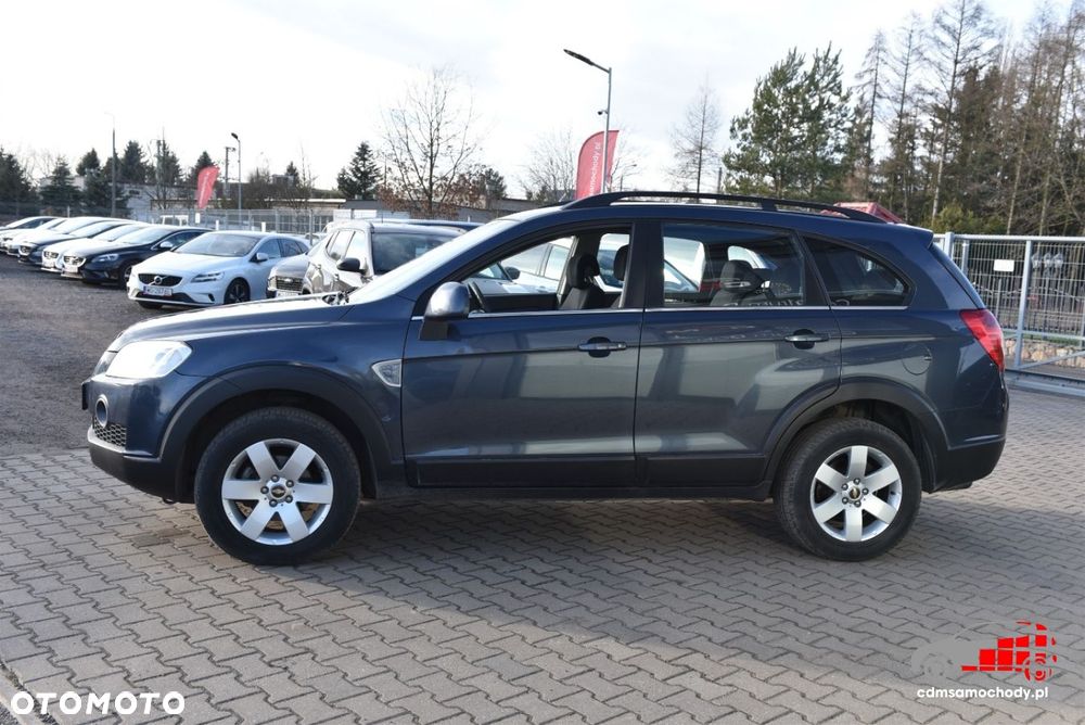 Chevrolet Captiva 2.4 2WD 7 Sitzer LS - 7
