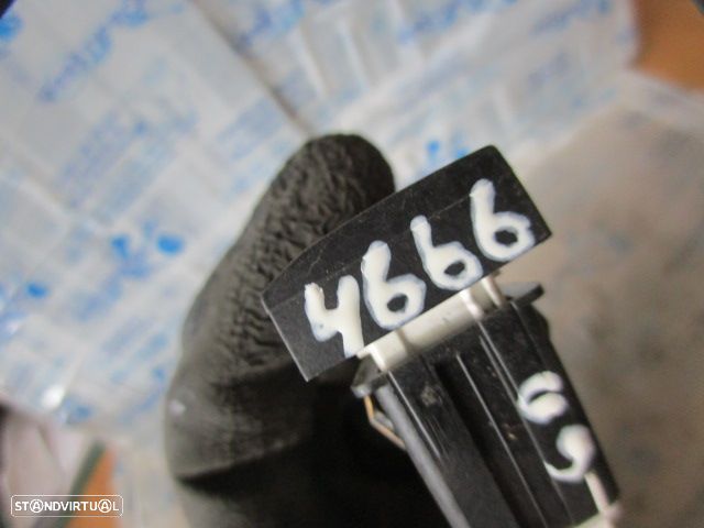 Interruptor 6R0927117A VW POLO 6R FASE 1 2014 1.6TDI 90CV 5P VERMELHO Controlo De Tração  VW POLO 5 6R 2012 1.2TDI 75CV 5P CINZA - 5