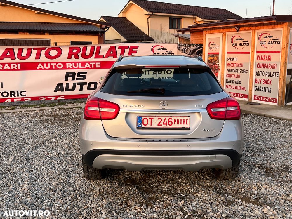 Mercedes-Benz GLA 200 d 4MATIC 7G-DCT SCORE! - 12