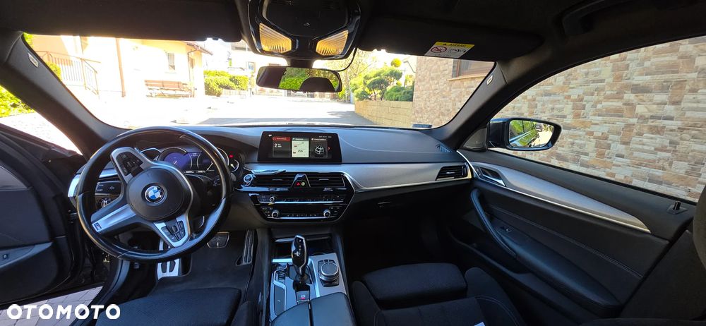 BMW Seria 5 540d xDrive Sport Line - 17