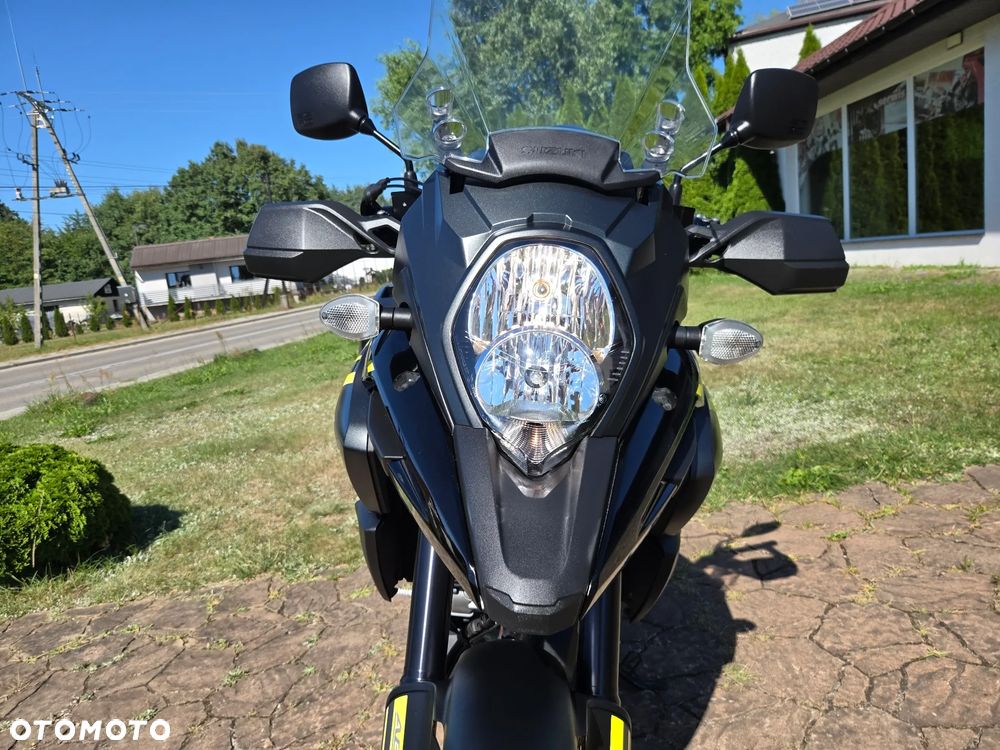 Suzuki V-STROM - 8