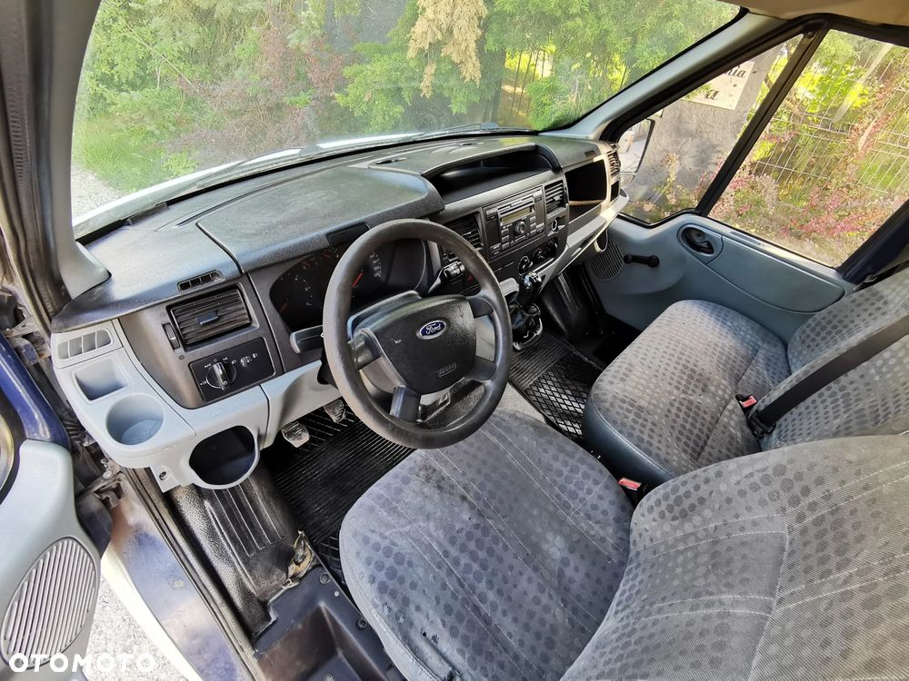 Ford Transit - 4