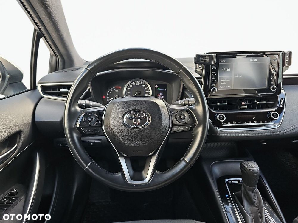 Toyota Corolla - 12