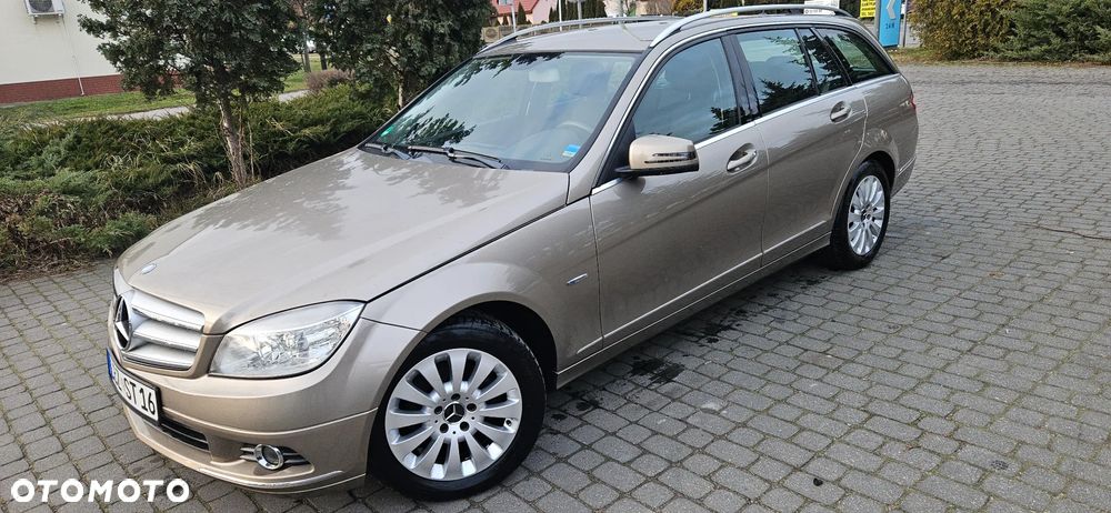 Mercedes-Benz Klasa C 180 T CGI Automatik BlueEFFICIENCY Avantgarde - 9