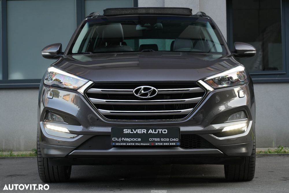 Hyundai Tucson 2.0 CRDI 4WD Automatik Premium - 38
