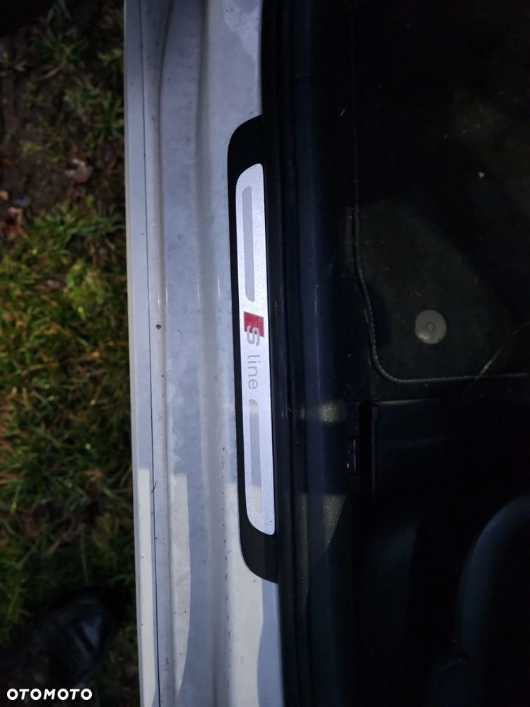 Audi A1 Sportback 1.4 TFSI S tronic S line edition m S line Sportpaket - 15