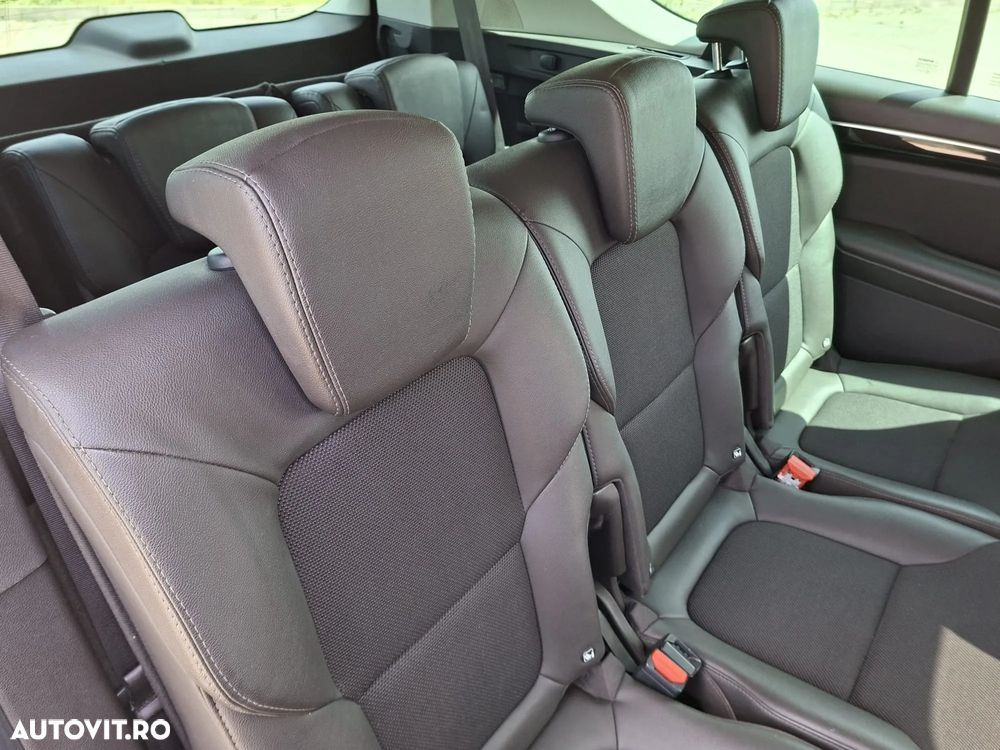 Renault Espace Energy dCi 160 EDC Business - 11