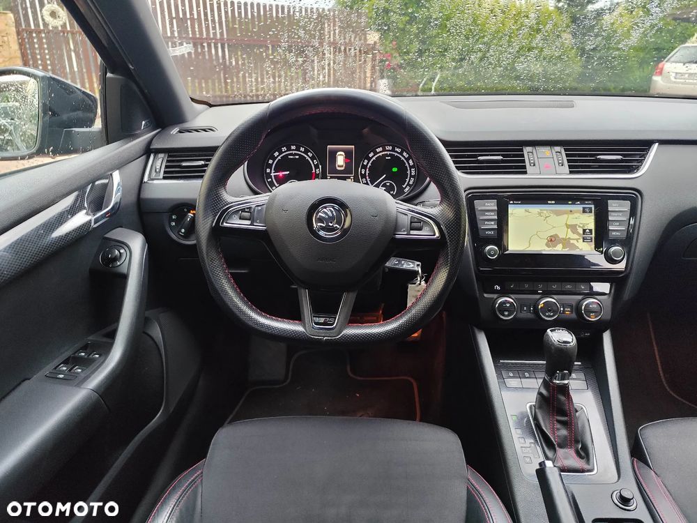 Skoda Octavia 2.0 TDI RS DSG - 6