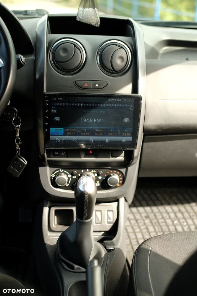 Dacia Duster 1.6 SCe Access S&S - 9
