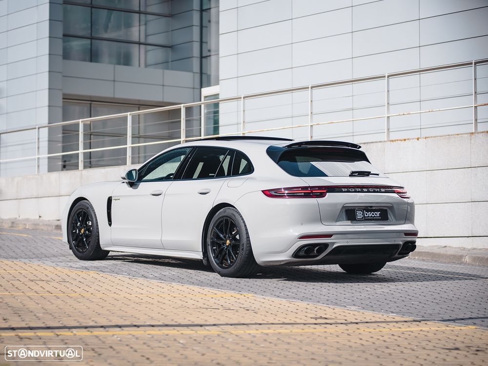 Porsche Panamera Sport Turismo 4 E-Hybrid - 7