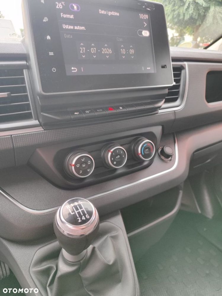 Renault Trafic - 20
