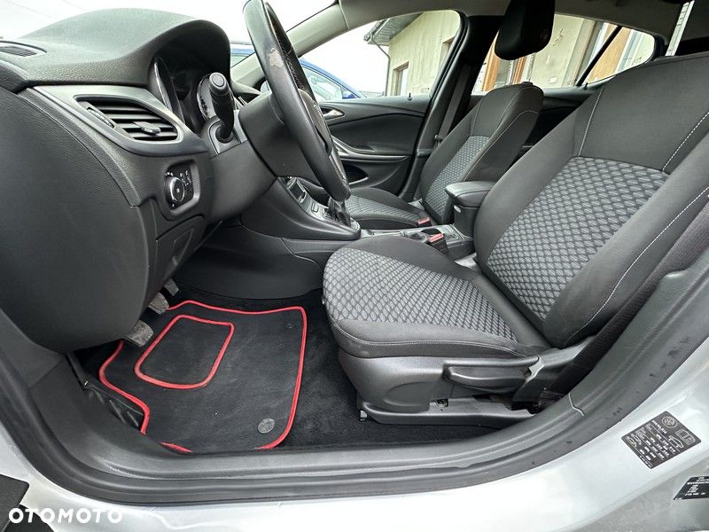 Opel Astra 1.2 T Elegance S&S - 17