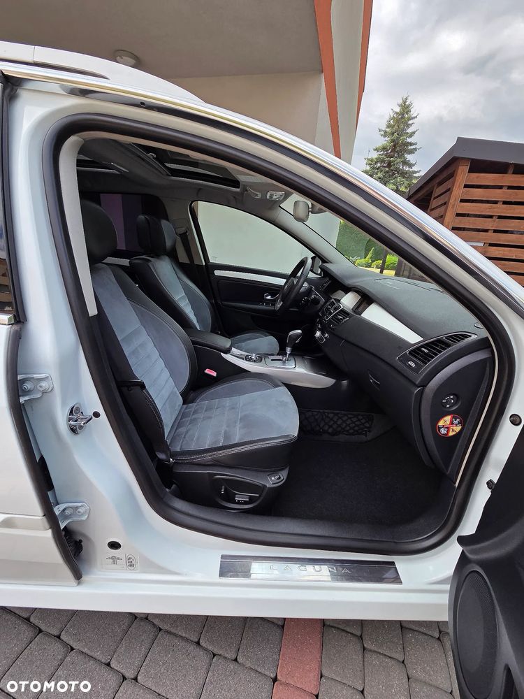 Renault Laguna 2.0 T Bose Edition - 32