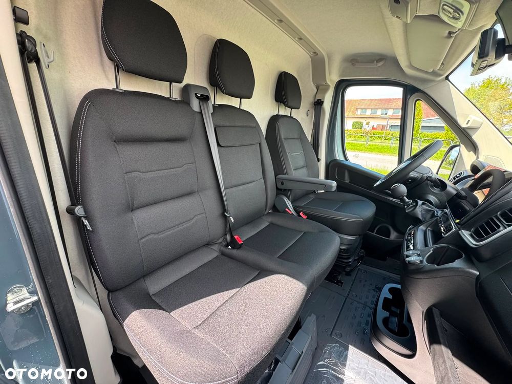 Opel Movano Furgon - 16