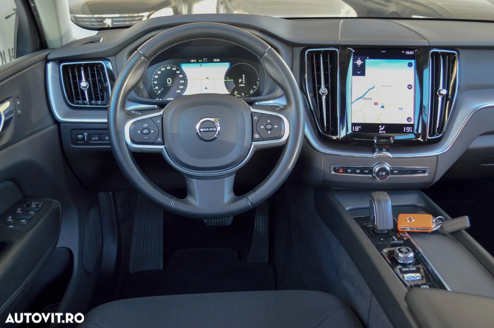 Volvo XC 60 T6 AWD Recharge Geartronic Inscription - 29