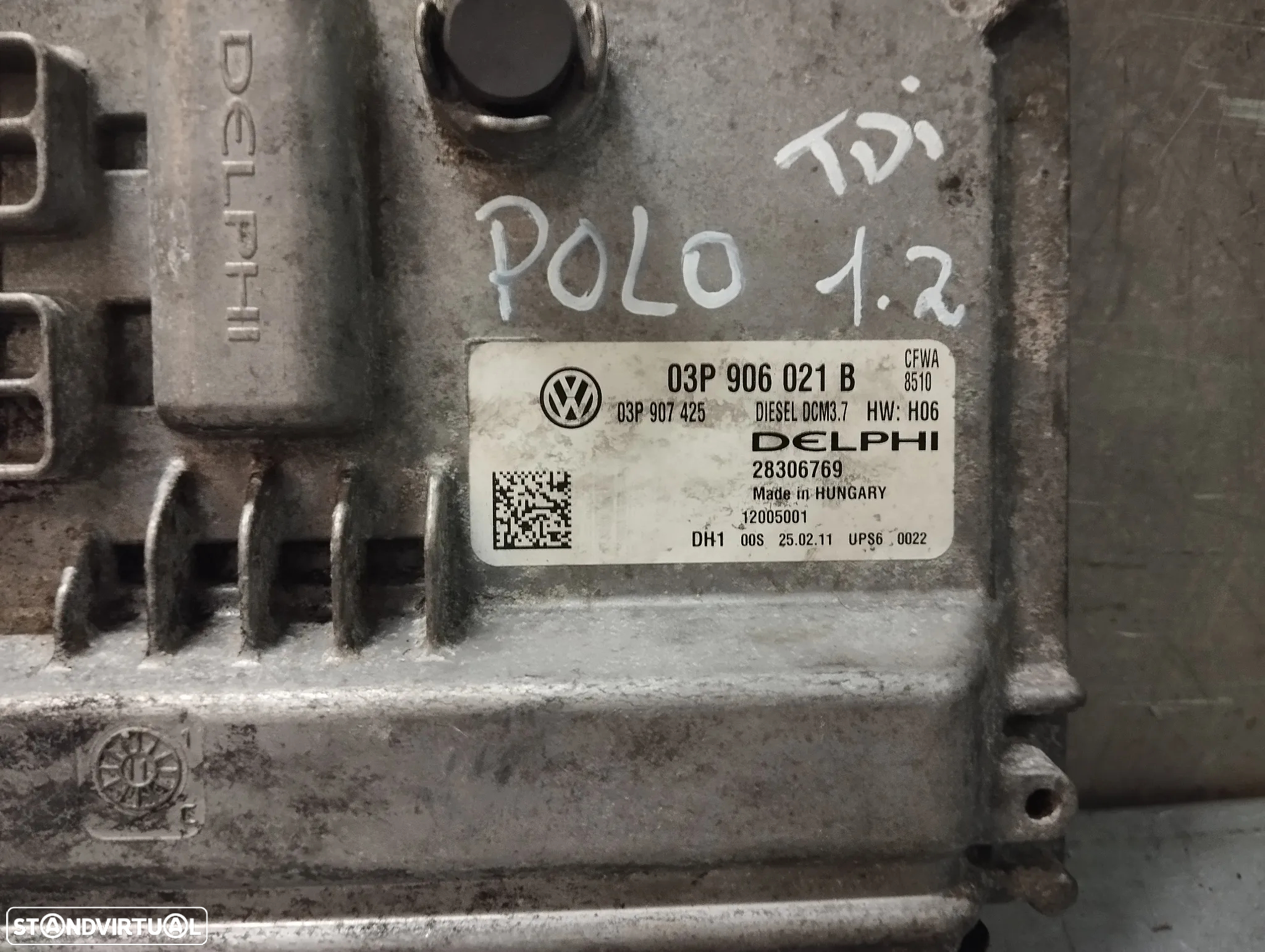 CENTRALINA DO MOTOR VOLKSWAGEN POLO 5 / 6R 03P906021B 03P907425 28306769 DCM3.7 - 2